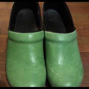 Women’s Dansko clogs size 40
